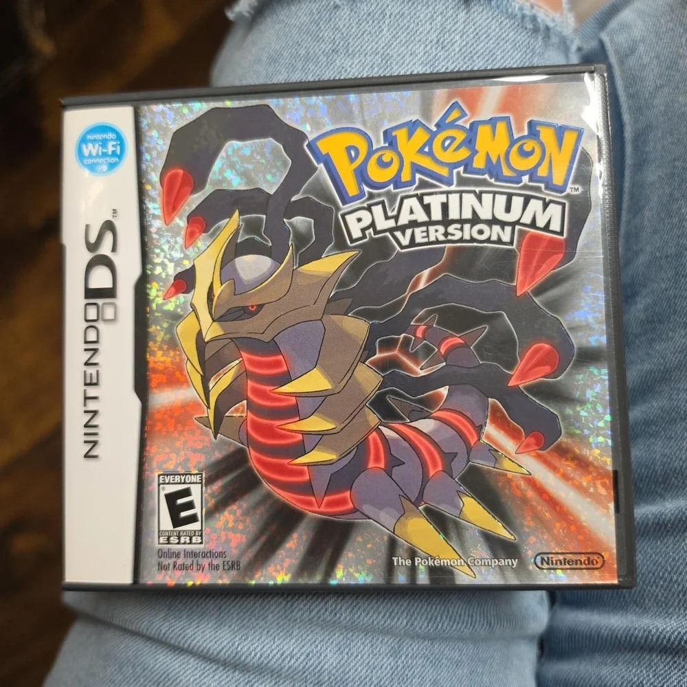 Nintendo Pokémon Platinum Version — Black, Red, Gold DS Cover